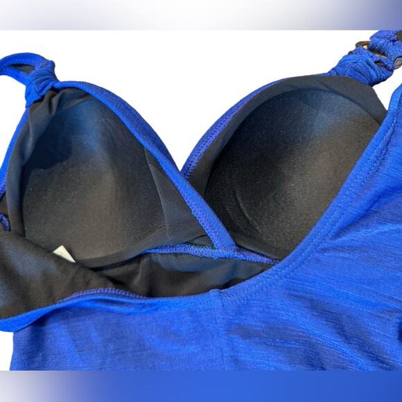 White Stag Women’s Medium (8/10) Royal Blue Swimsuit w Gold Trim & Ruched Waist - Picture 4 of 7